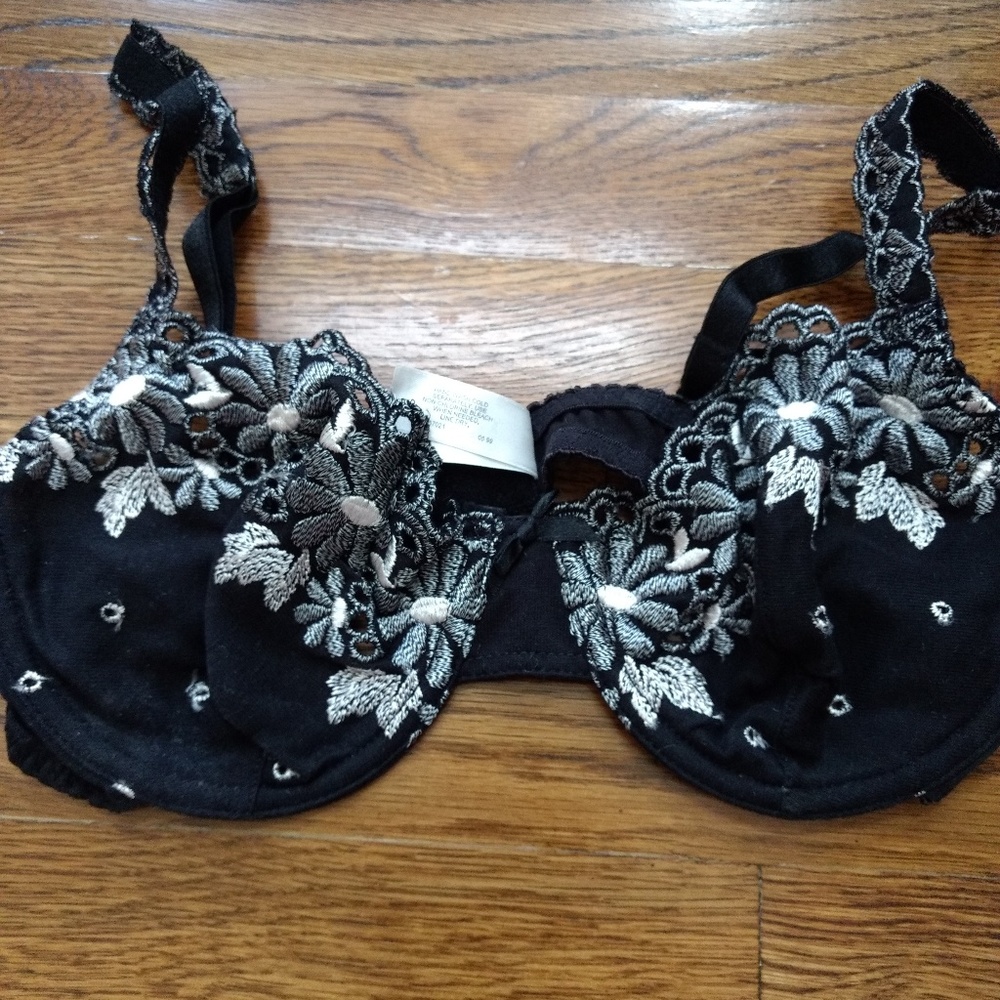 Victoria's Secret Demi Bra 36C